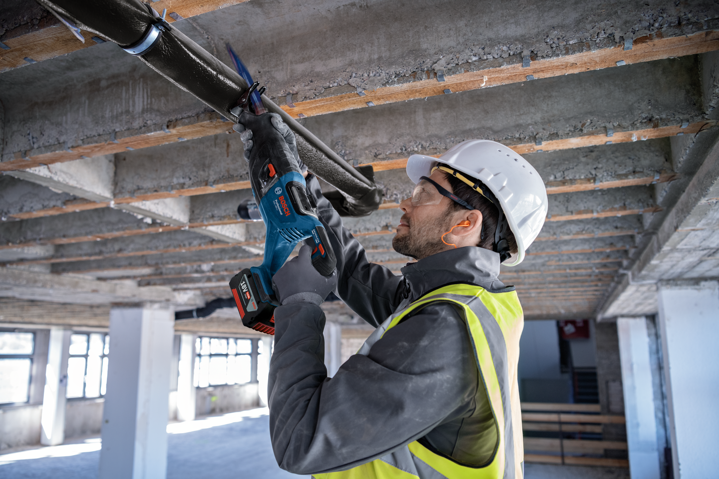 TIGERSÅG BOSCH GSA 18V-28 SOLO