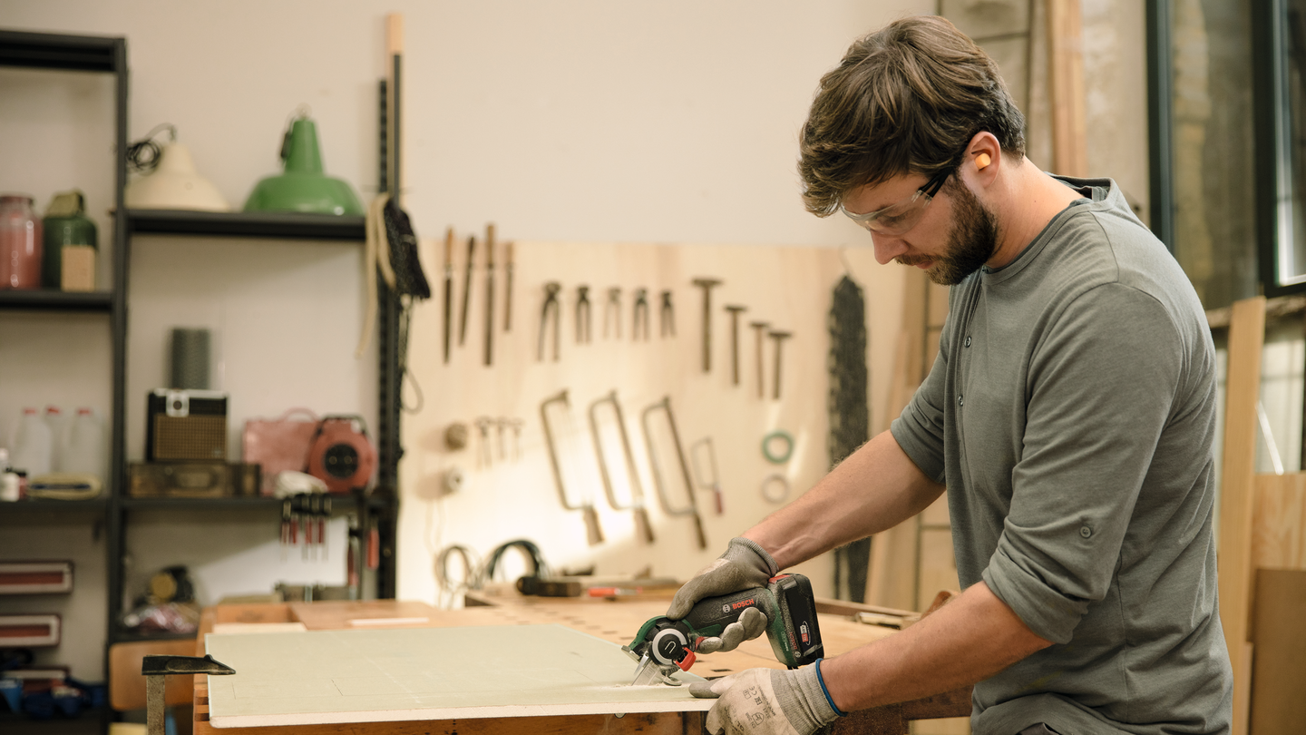 MULTISÅG BOSCH ADVANCEDCUT 18V 2,5 A H