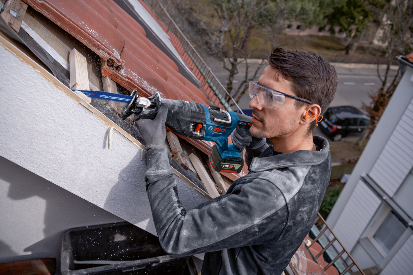 TIGERSÅG BOSCH GSA 18V-28 SOLO L-BOXX