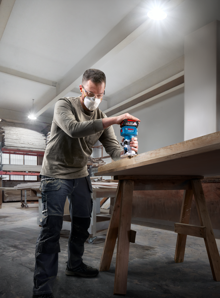 Akkuviimeistelyjyrsin Bosch GLF 18V-8 Solo