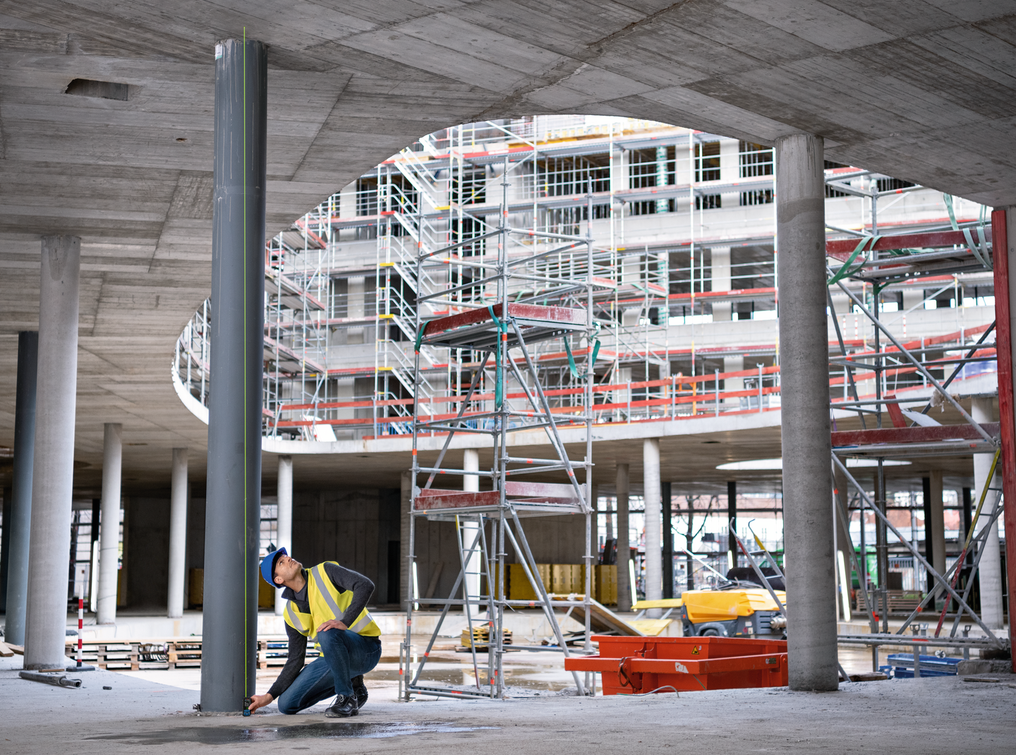 LASERAVSTÅNDSMÄTARE BOSCH GLM 50-27 CG