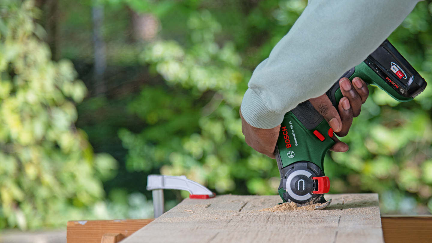 Akkumonitoimisaha Bosch UniversalCut 18V-65 1x2,5Ah