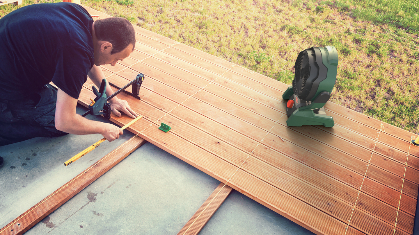 Akkupuhallin Bosch UniversalFan 18V-1000 1x2,0Ah