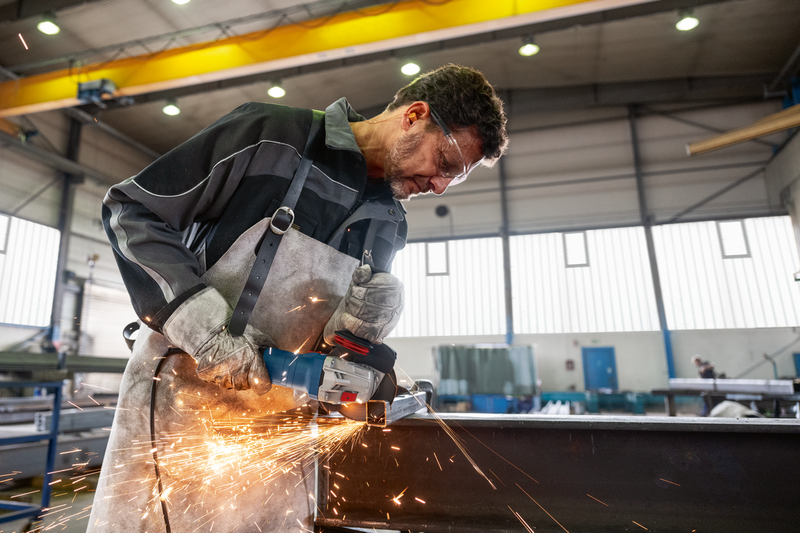 Kulmahiomakone Bosch GWS 12-125 + tärinävaimennettu kahva