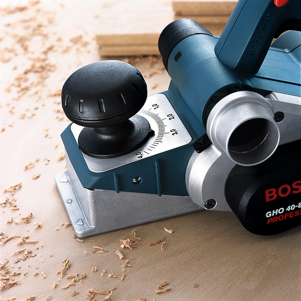 Höylä Bosch PRO GHO 40-82 C
