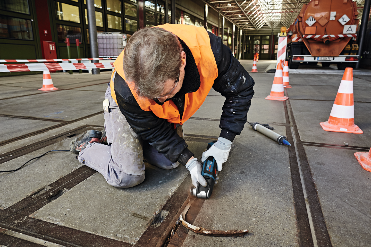 MULTIVERKTYG BOSCH GOP 55-36 STARLOCK MAX 16AC