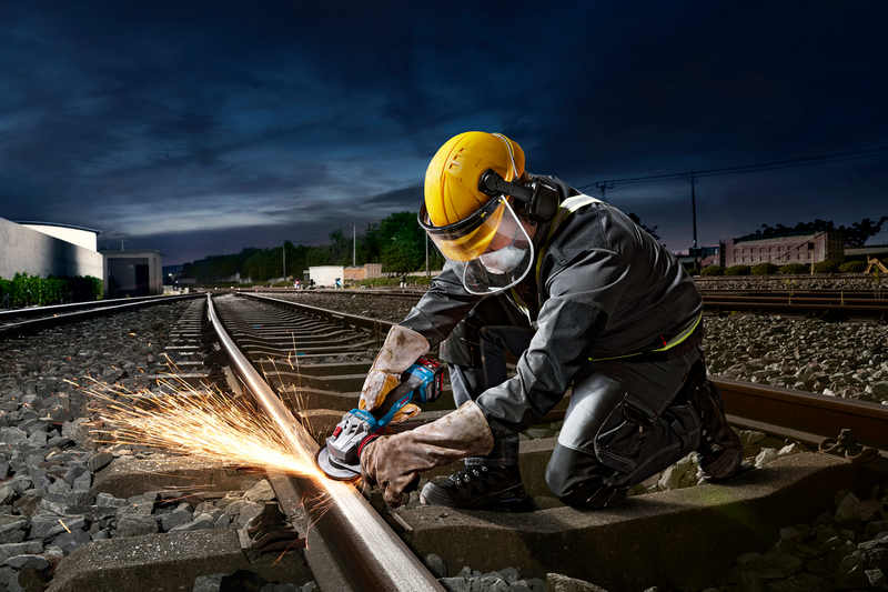 VINKELSLIP BOSCH GWS 18V-11 S 1X5AH, L-BOXX