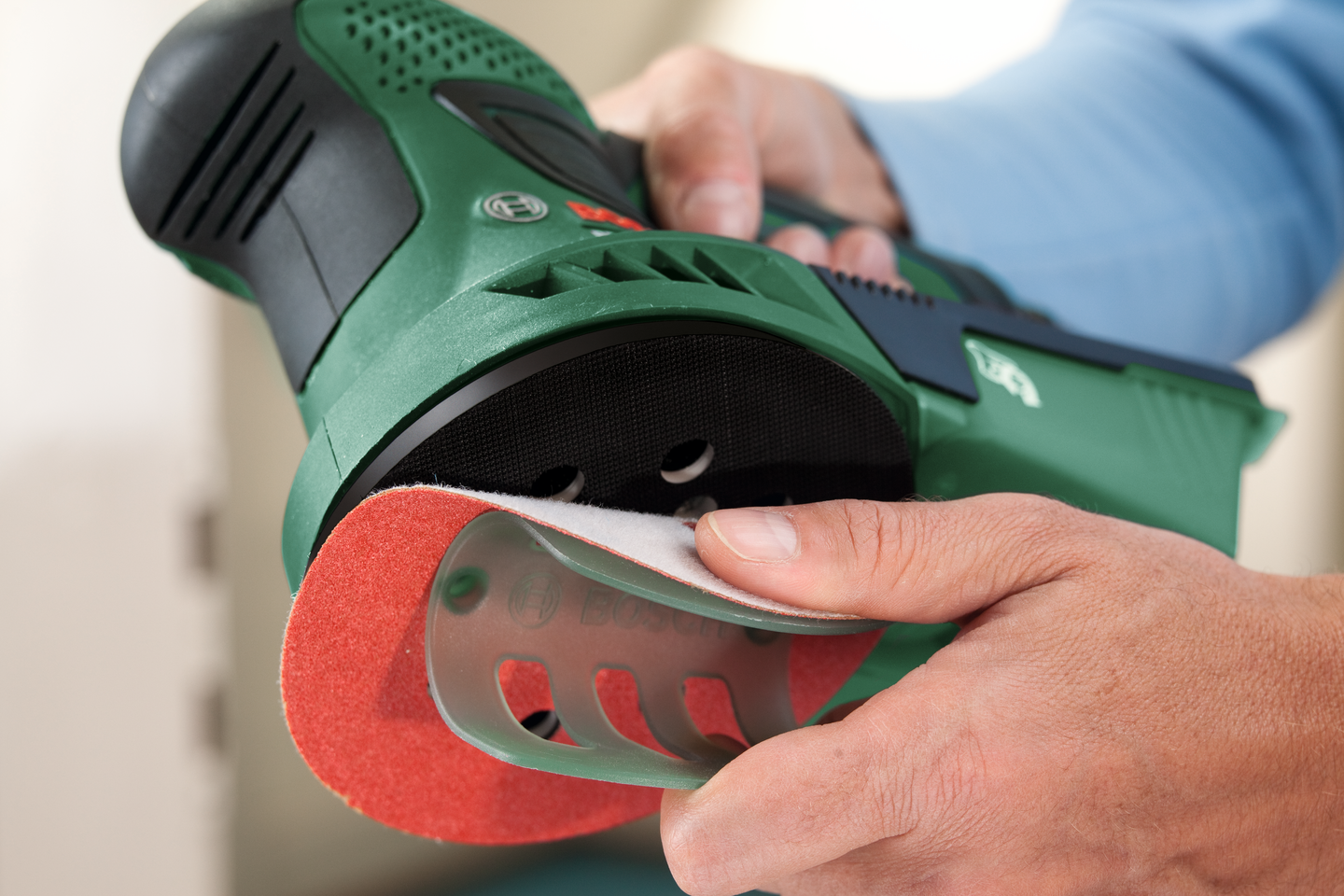 Excenterslipar; PEX 300 AE; Märkeffekt: 270 W; Sliprondell-Ø: 125 mm