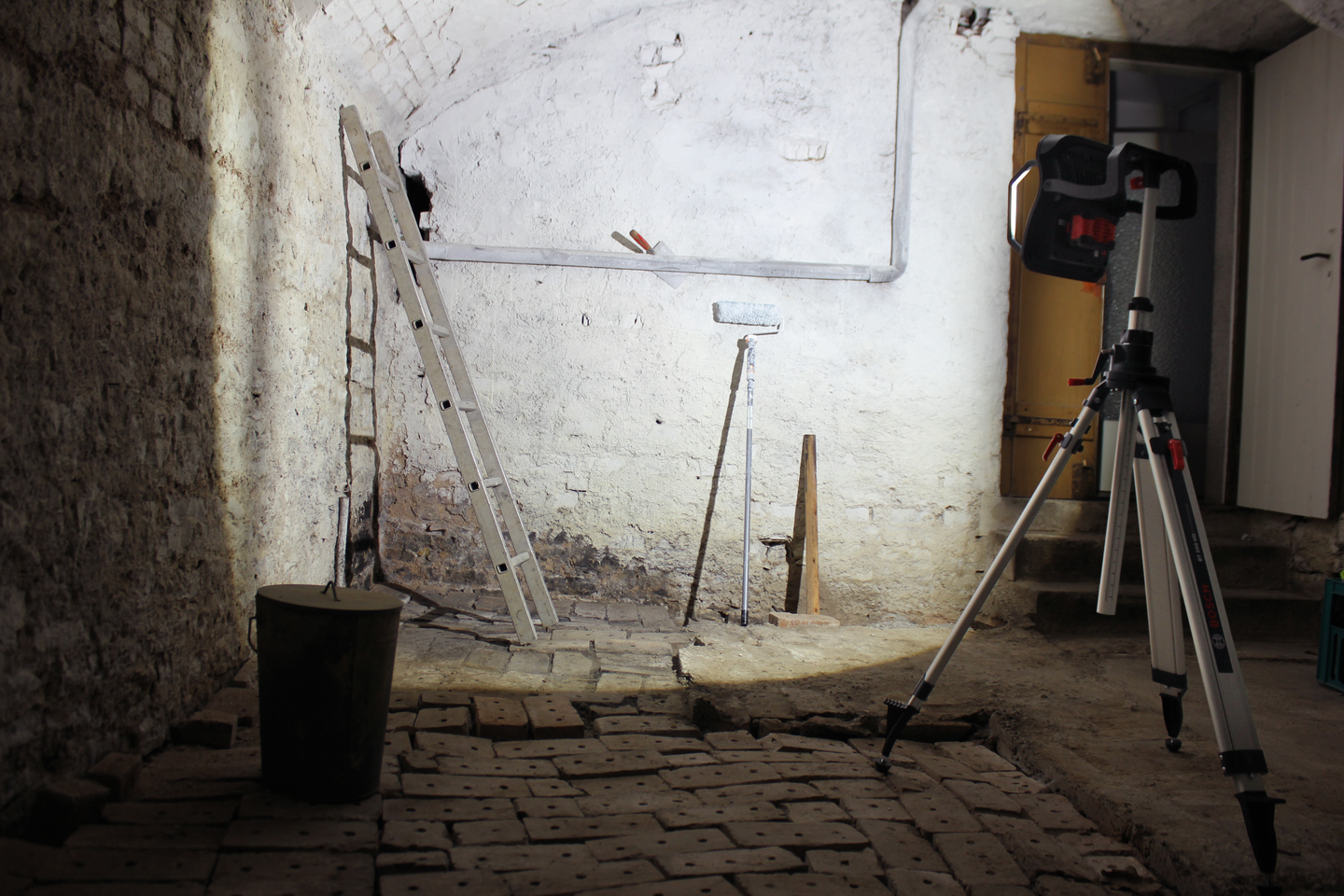 ARBETSLAMPA BOSCH GLI SOLO 18V-4000