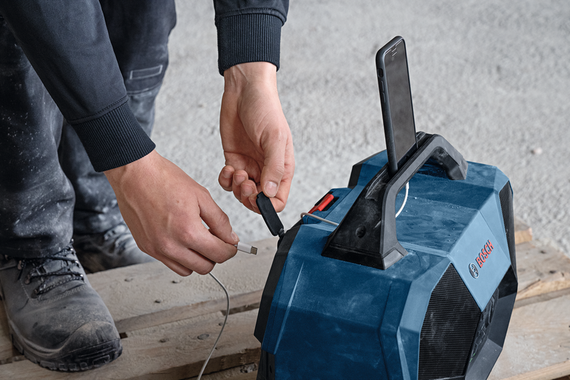 Bluetooth-kaiutin Bosch GPB 18V-6 C Solo