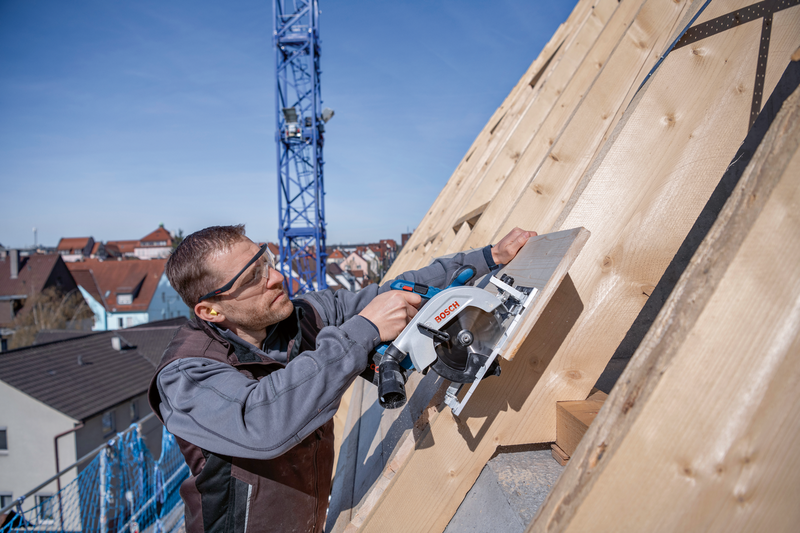 Akkukäsipyörösaha Bosch GKS 18V-57-2 2x5,5Ah ProCore L-Boxx