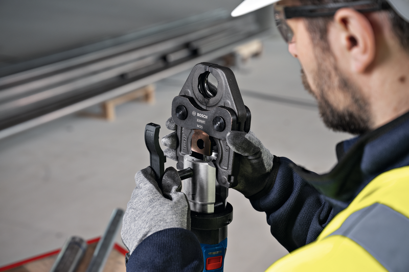 Puristustyökalu Bosch GTP 18V-32 Solo XL-Boxx