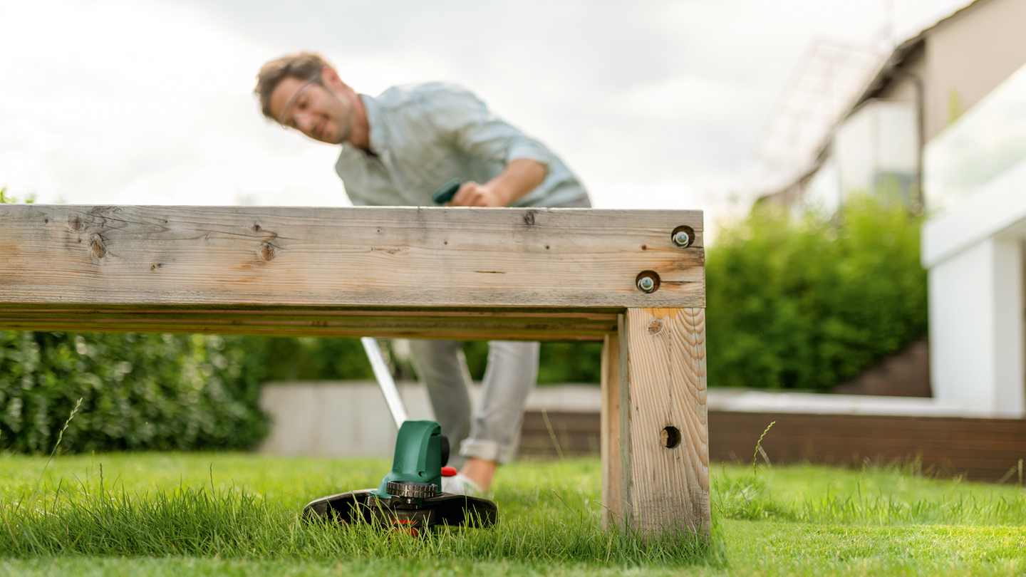 Akkutrimmeri Bosch UniversalGrassCut 18V-26 Solo