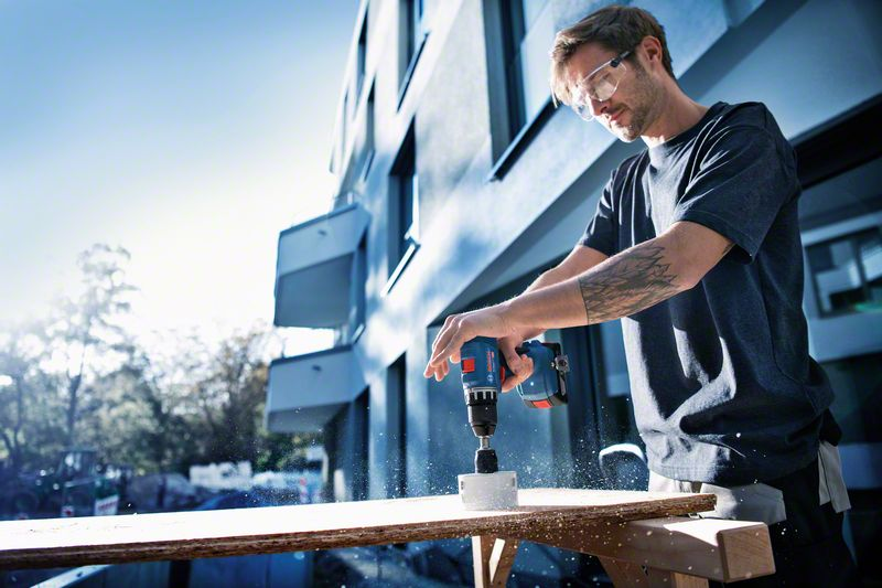 SKRUVDRAGARE BOSCH GSR 18V-45 2X3,0AH L-BOXX