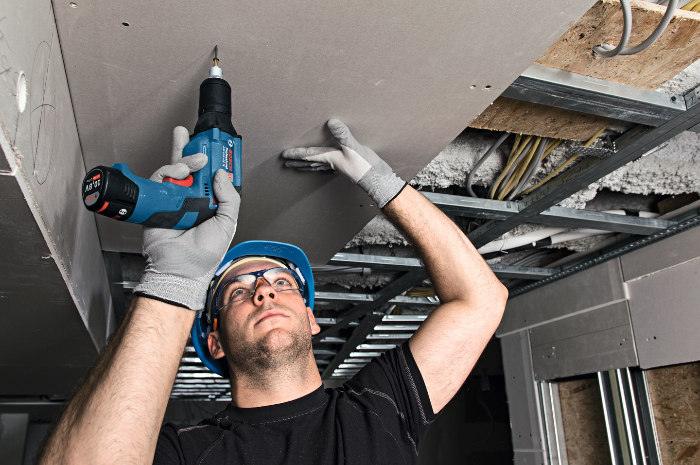 Väliseinäruuvinväännin Bosch GTB 12V-11 Solo