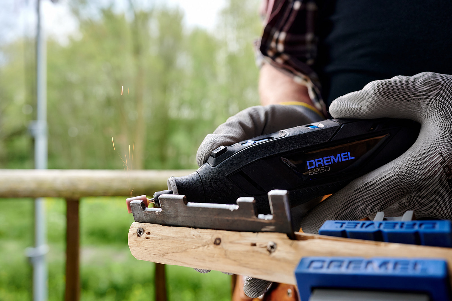 Monitoimityökalu Dremel 8260-5