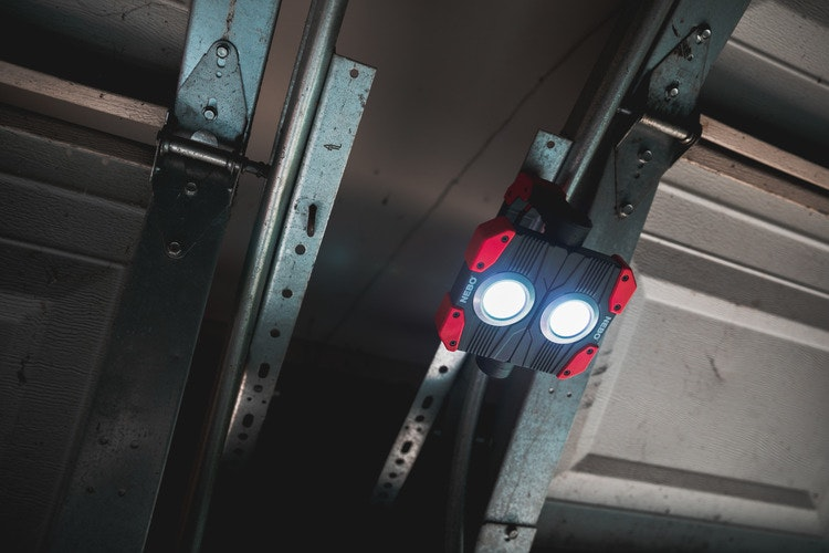 ARBETSLAMPA POINTEX NEBO OMNI 2K, 2000 LUMEN