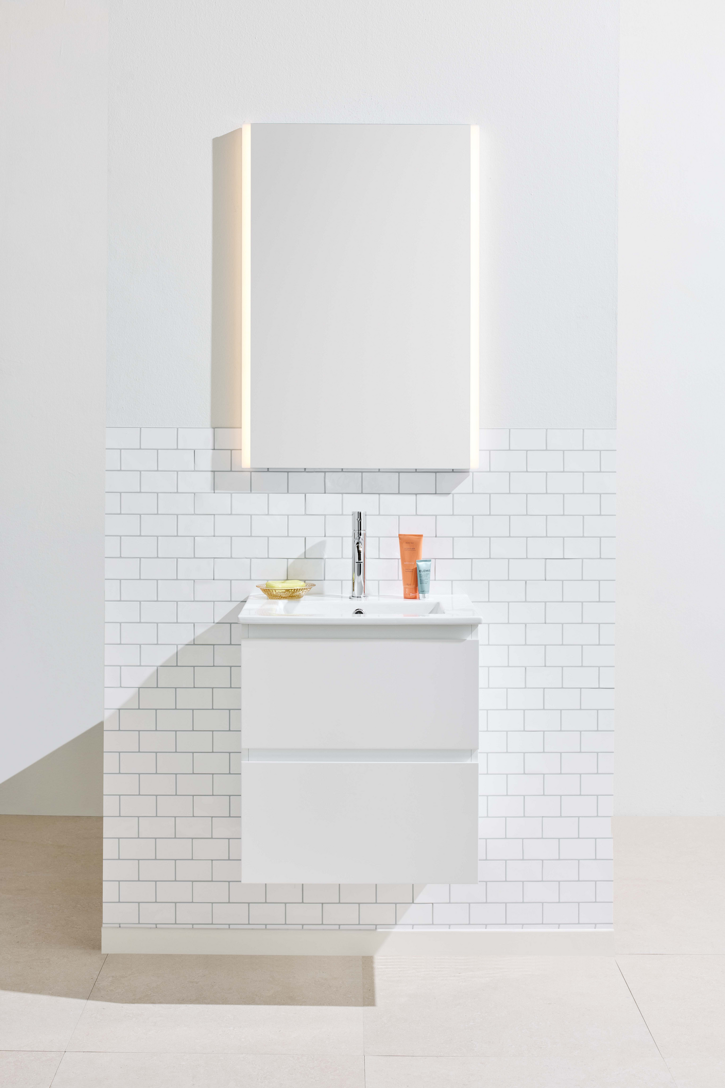 TVÄTTSTÄLLSSKÅP NORO VEGA 500 VIT MED TVÄTTSTÄLL