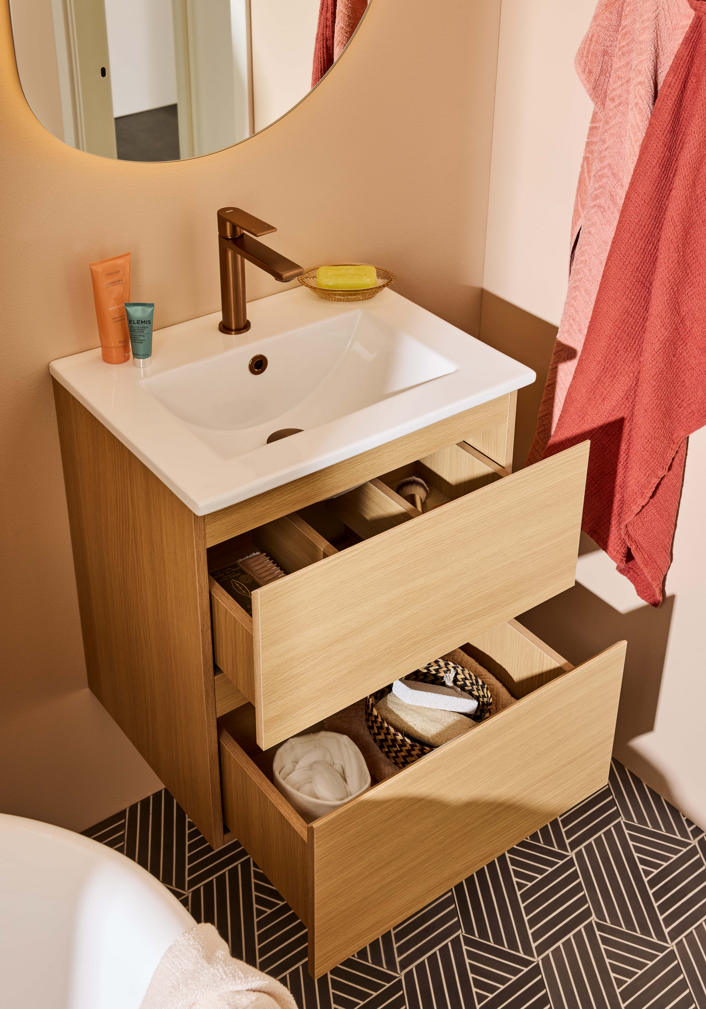 TVÄTTSTÄLLSSKÅP NORO VEGA 500 LJUS EK MED TVÄTTSTÄLL