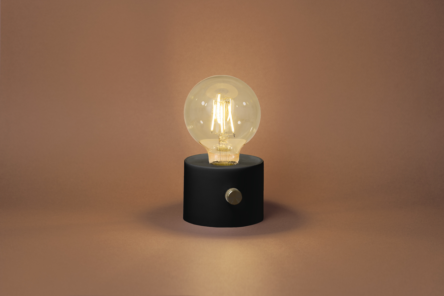 Pöytävalaisin Airam Hygge musta