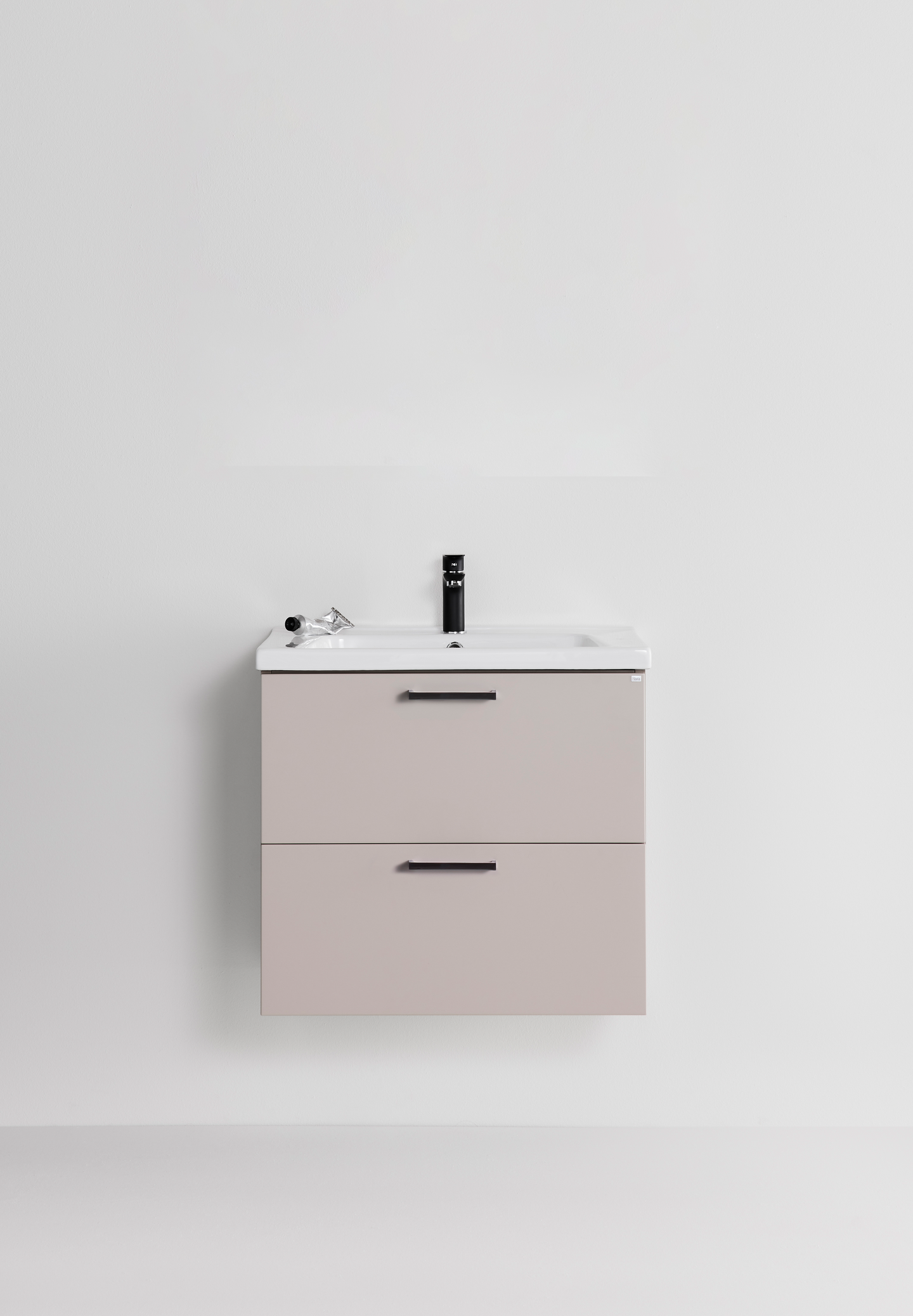 TVÄTTSTÄLLSSKÅP HAFA SILK 600 LJUS BEIGE-SHAPE