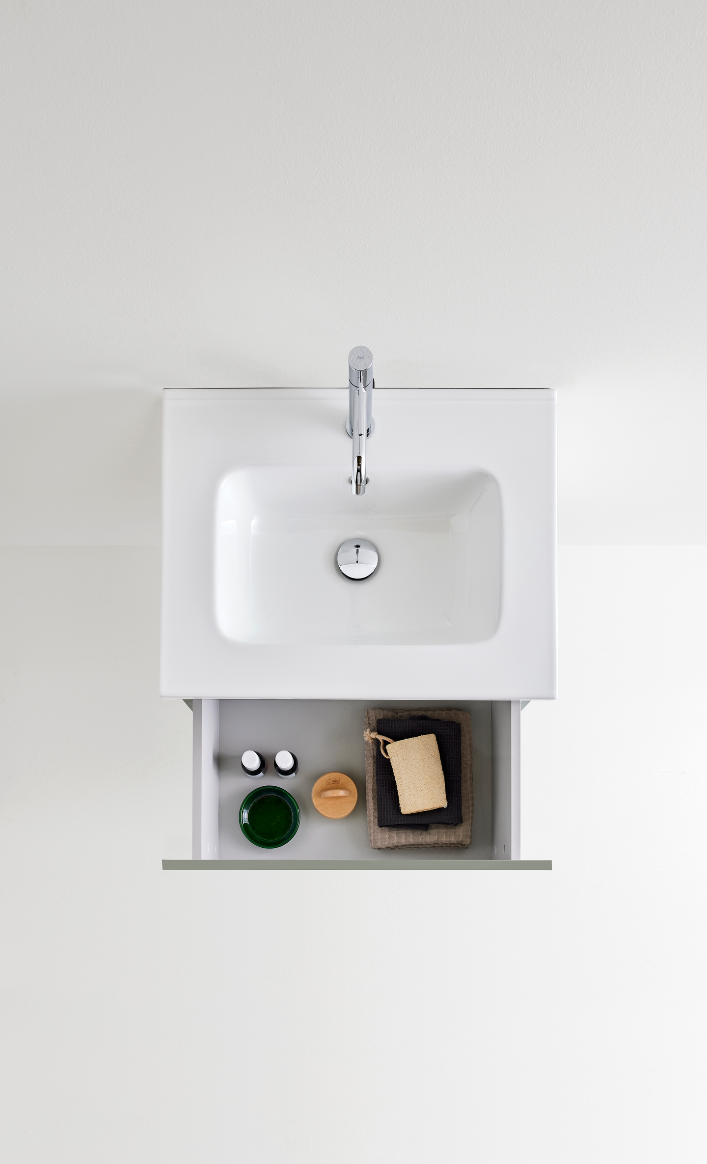 KOMMOD HAFA STORM 1 LÅDA 600 VARM GRÅ MED TVÄTTSTÄLL