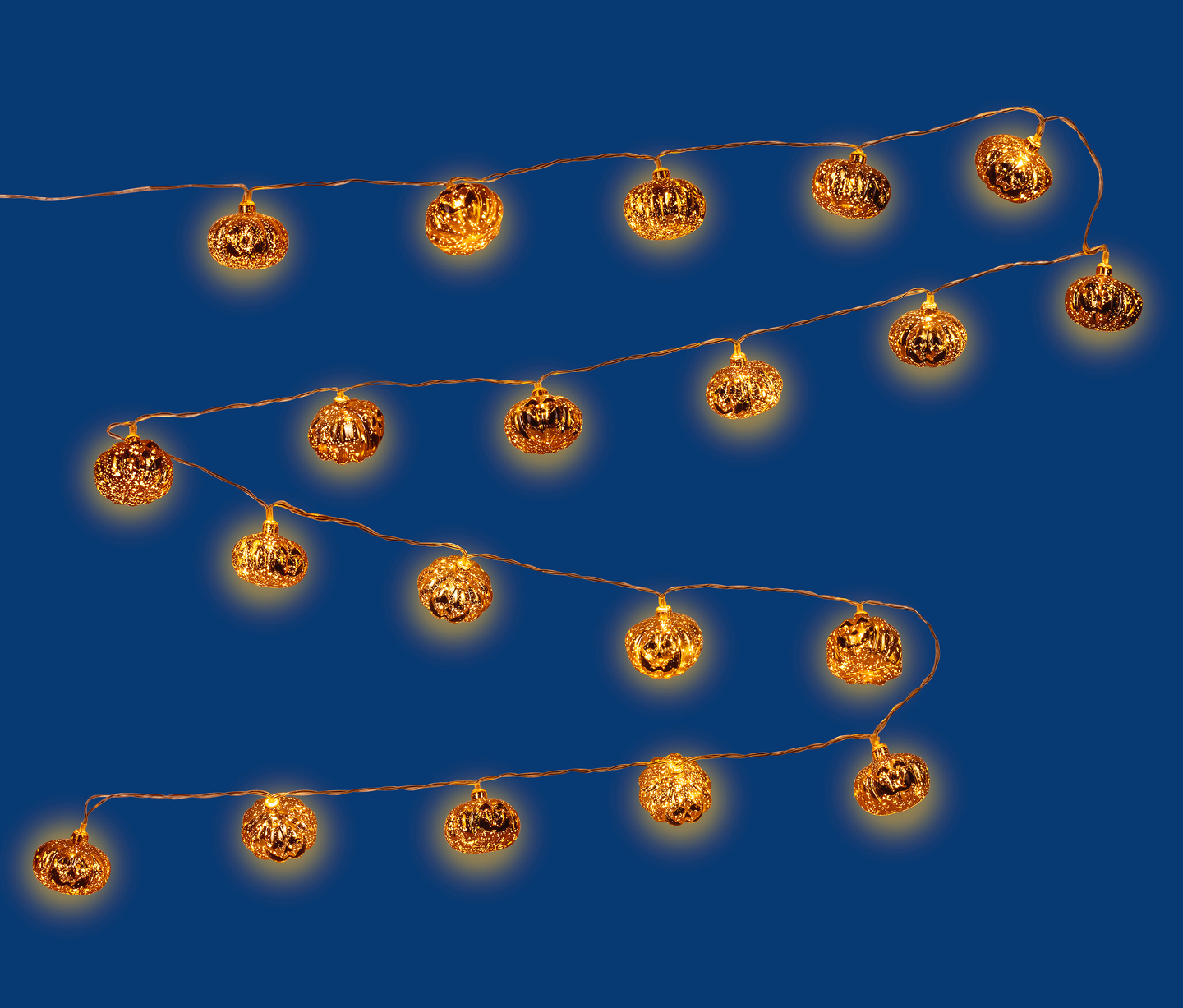 Kurpitsavalosarja Airam Luihu