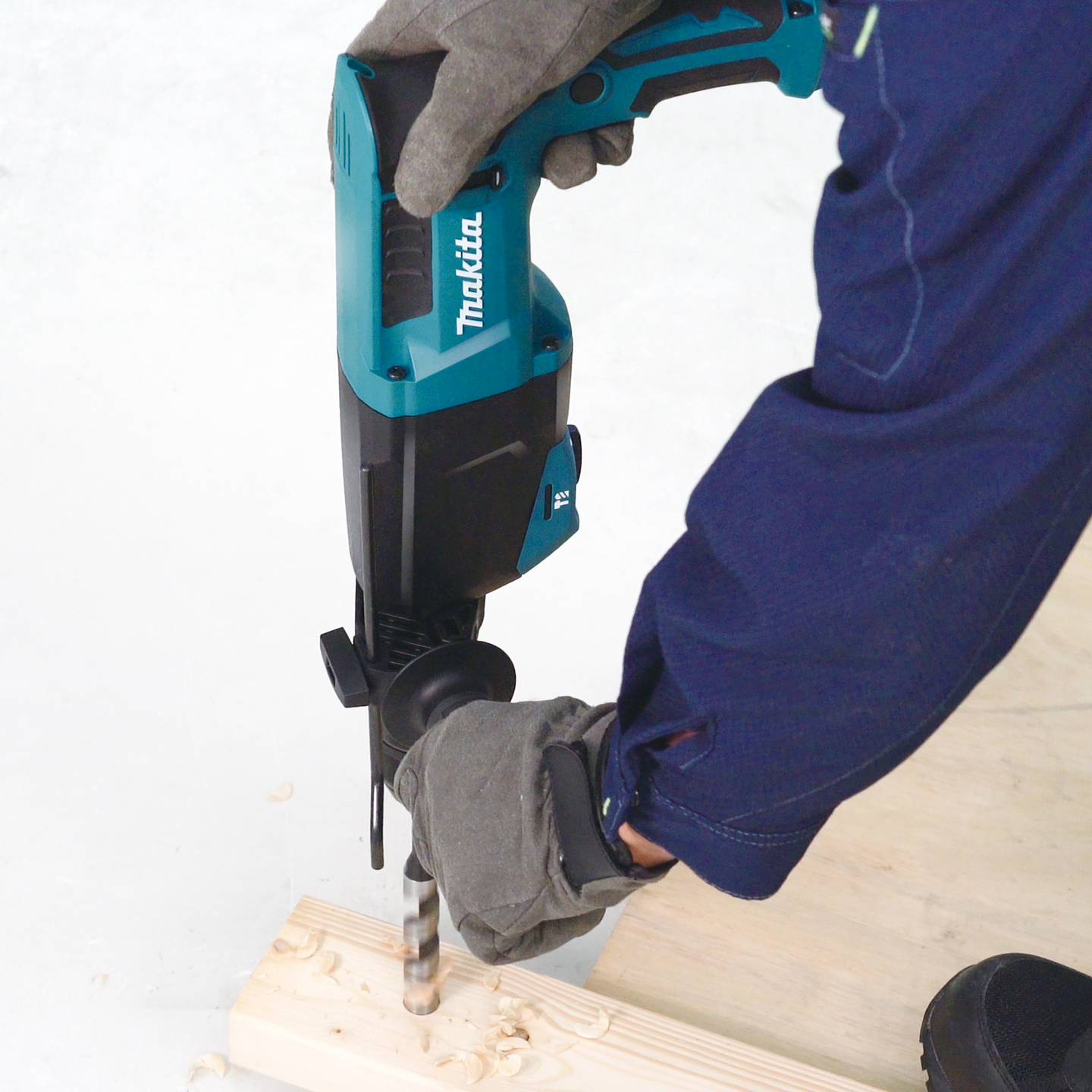 Poravasara Makita HR2670FT 230V SDS-Plus