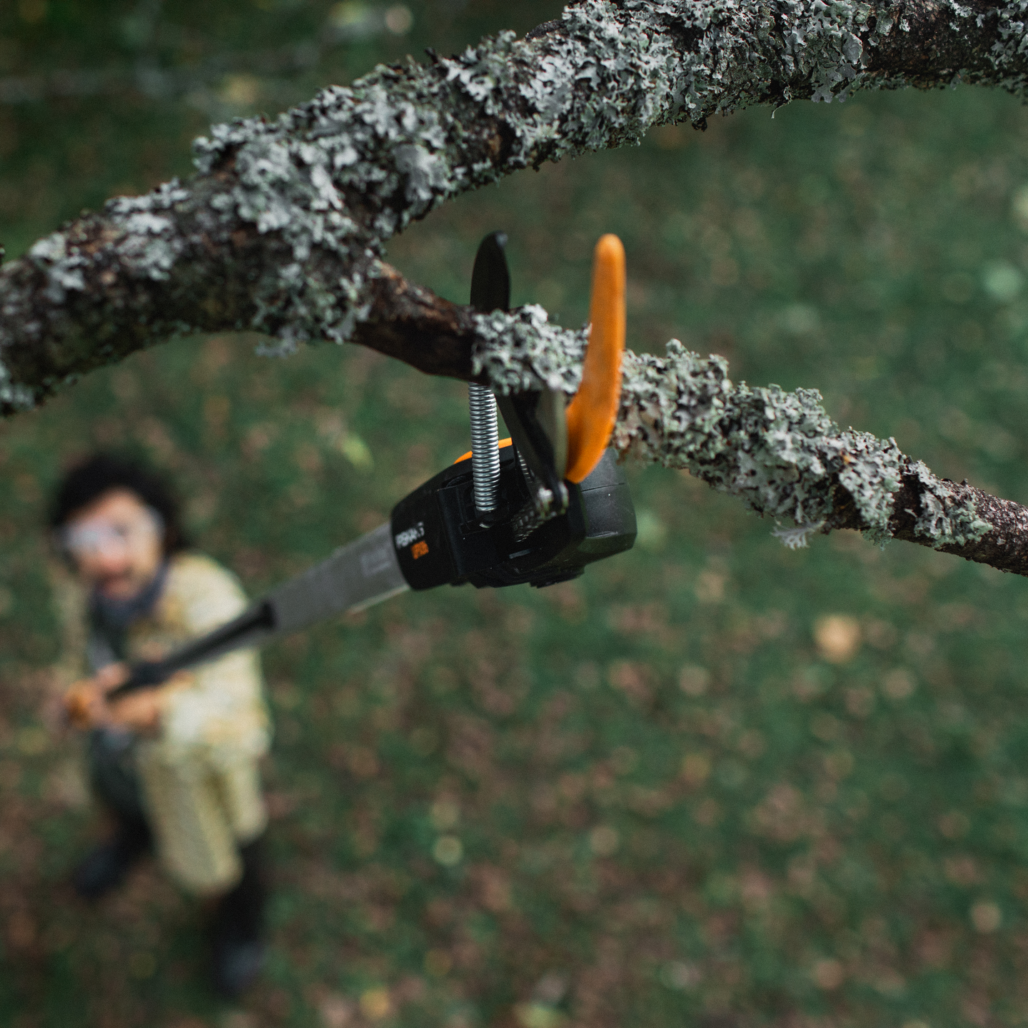 Monitoimileikkuri Fiskars PowerGear X teleskooppi UPX86