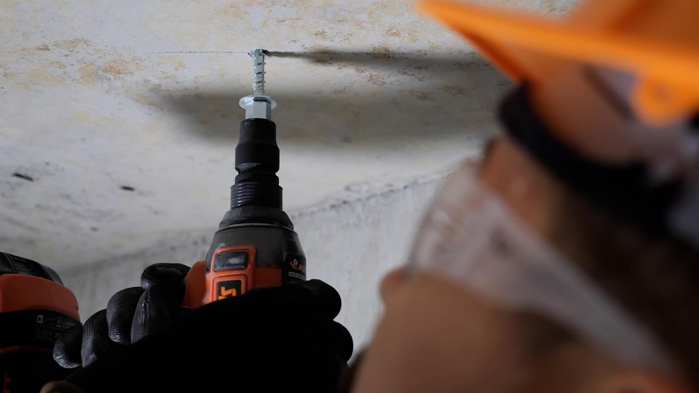 Betoniruuvi SPIT TAPCON 5 XTREM ROD 6x35 M8/10 sisäkierre SW13 100kpl