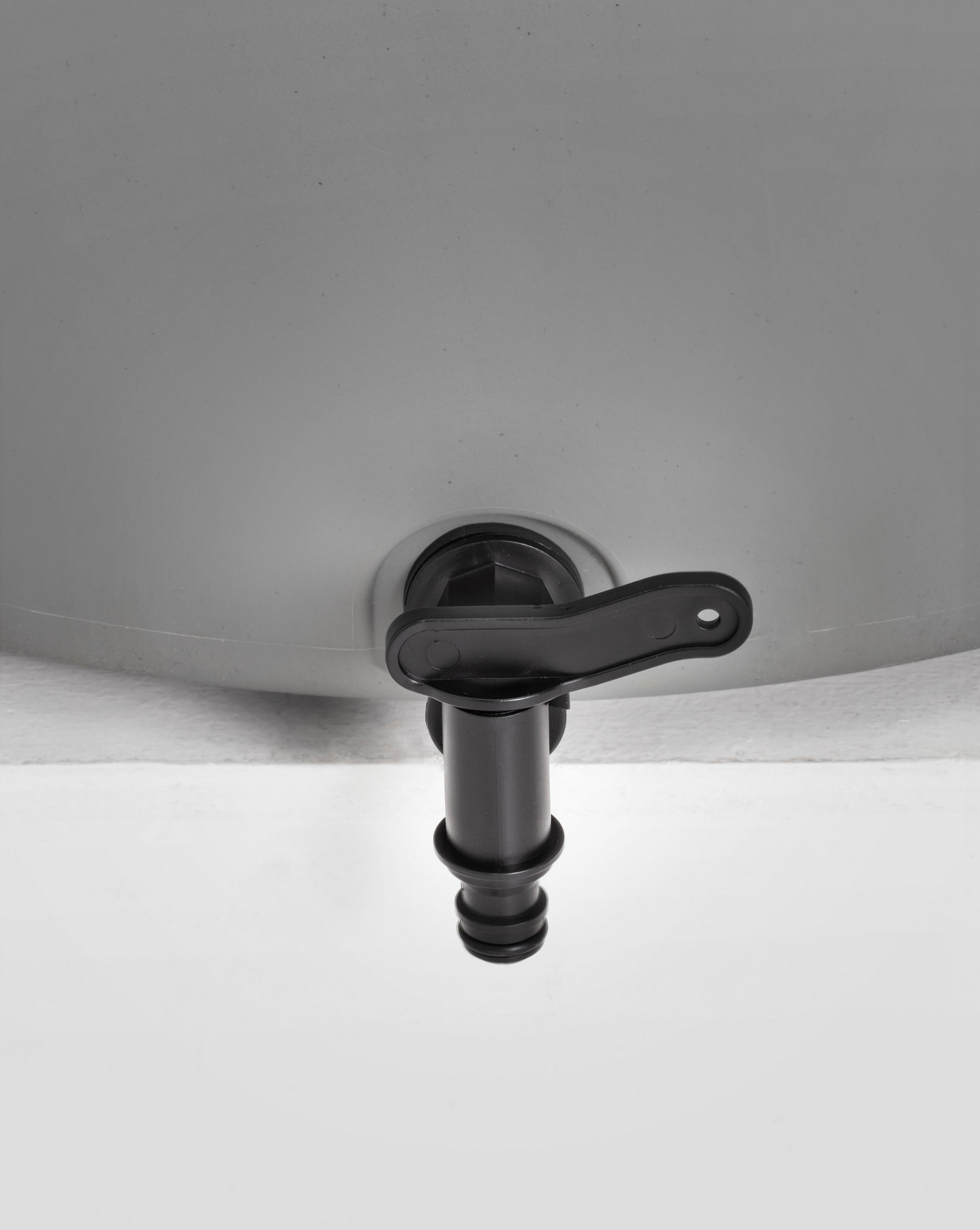 Sadevesisäiliö Kekkilä 210 L