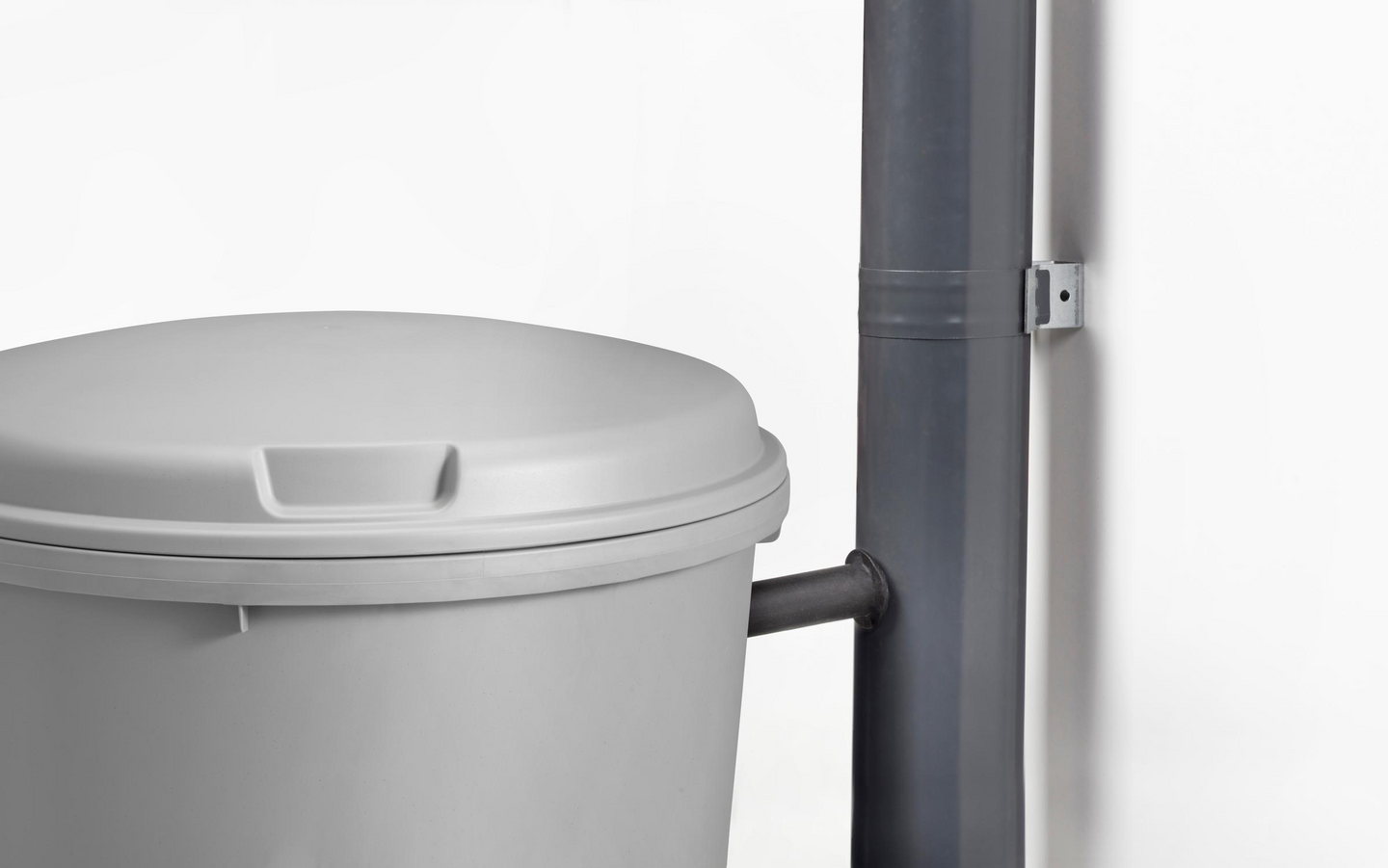 Sadevesisäiliö Kekkilä 210 L