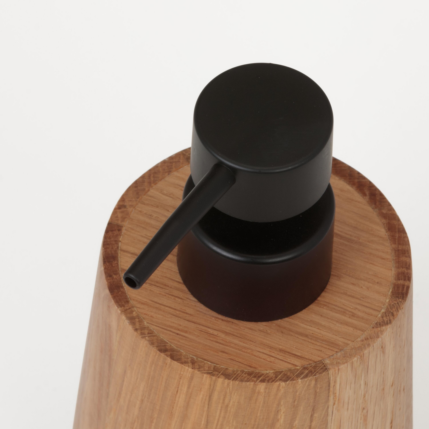 SÅPEDISPENSER EIK SEALSKIN EARTH