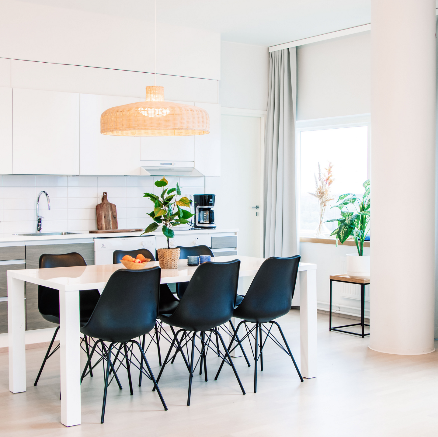 Riippuvalaisin Sessak Aspen luonnonvaalea