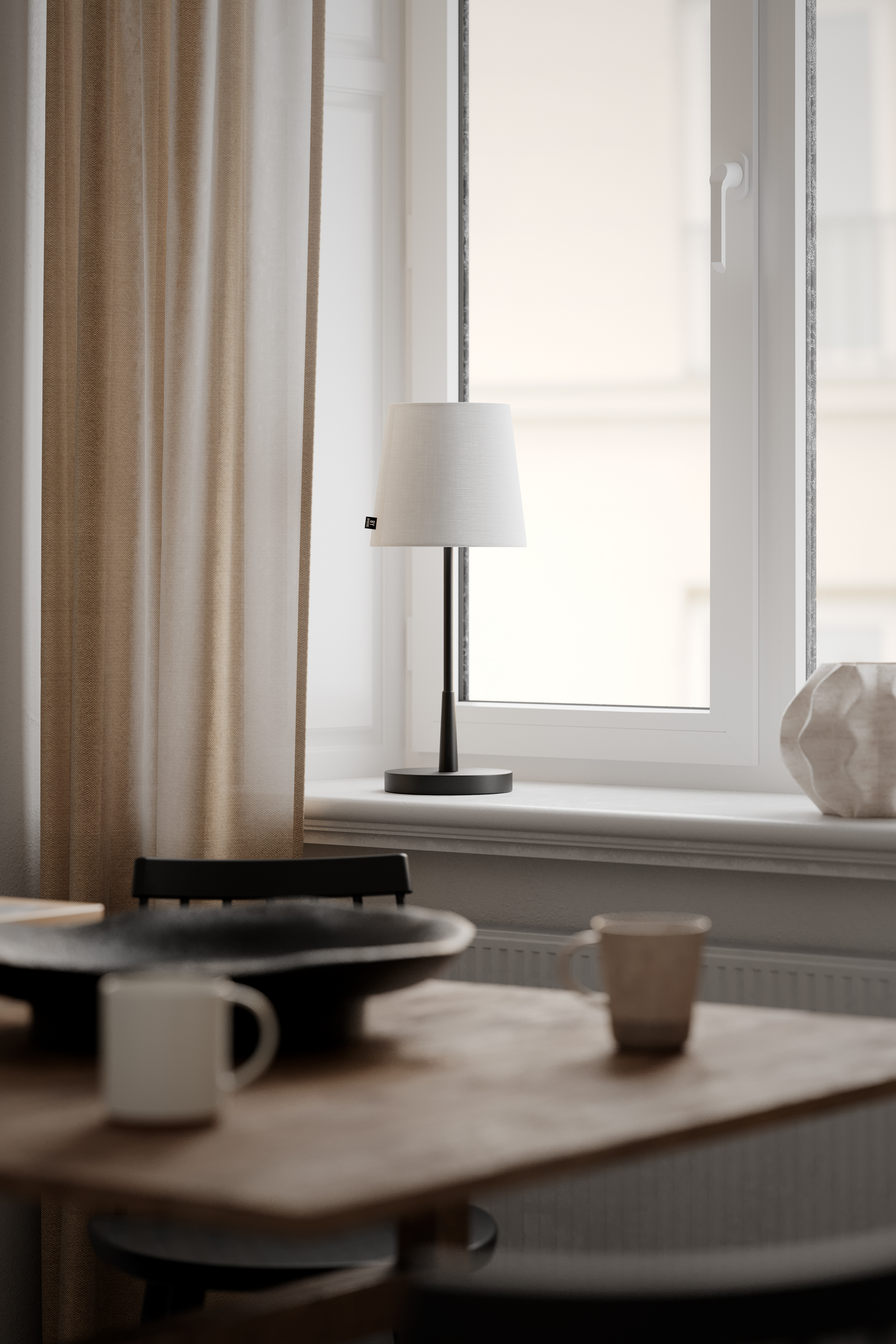 Pöytävalaisin By Rydens Lumi matala mattamusta/valkoinen