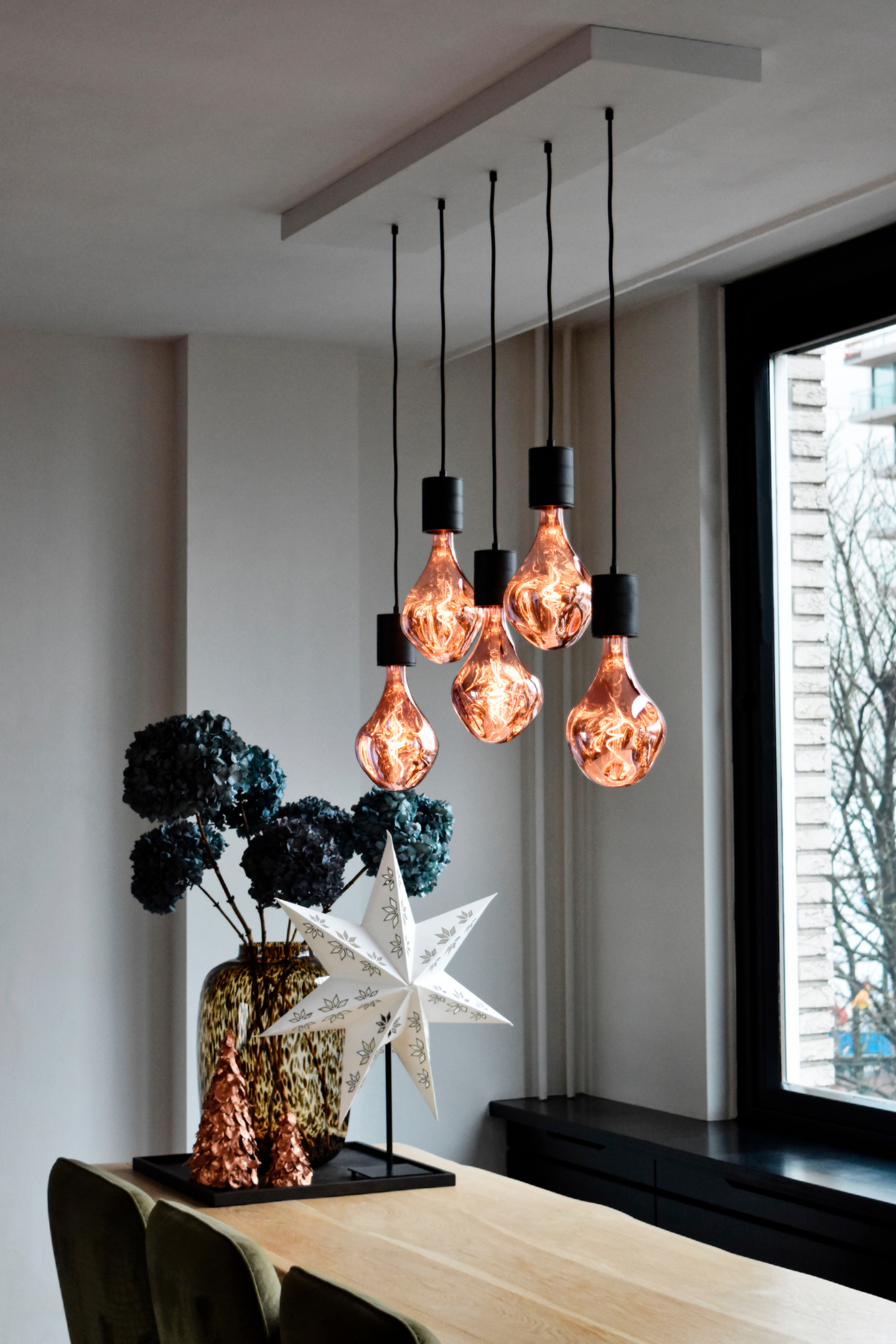 Led-lamppu Calex Evo Roosa XXL 6W E27 80lm 1800K himmennettävä