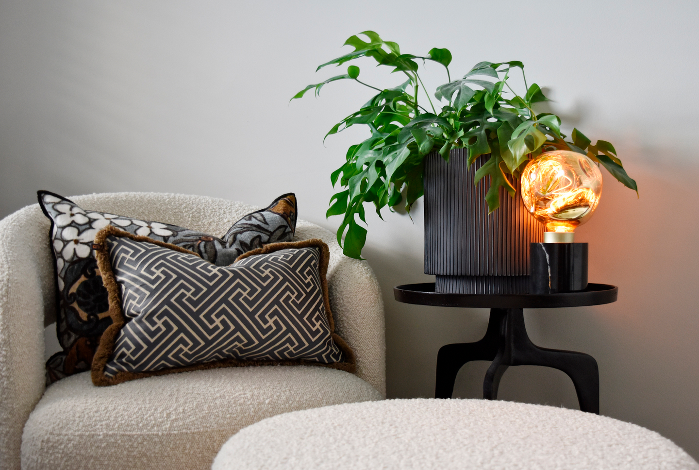 Led-lamppu Calex G125 Neo Champagne Flex 4W E27 75lm 1800K himmennettävä