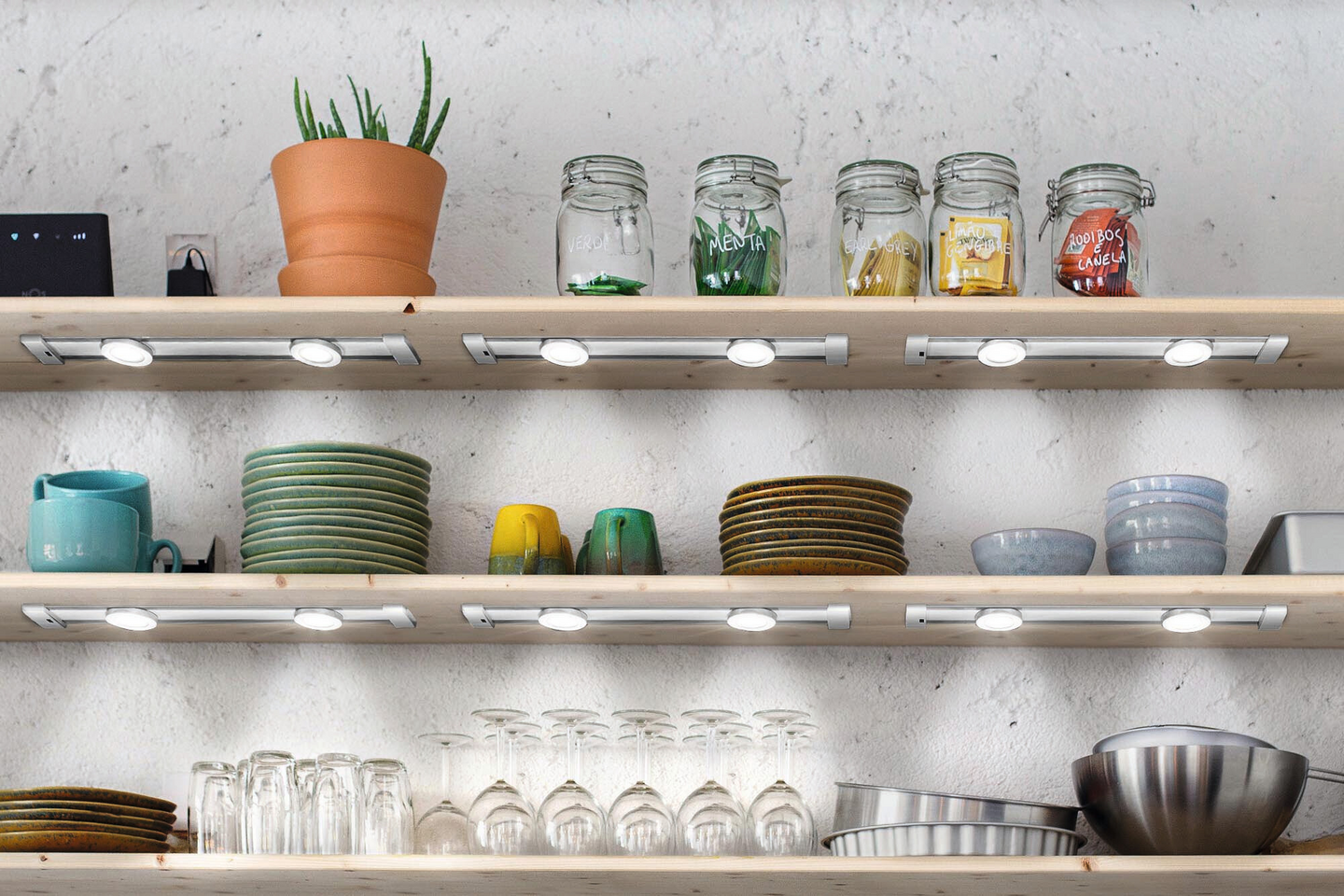 LED-kalustevalaisin OSRAM Linear Magnet 2-spot 4000K 400lm Sensor