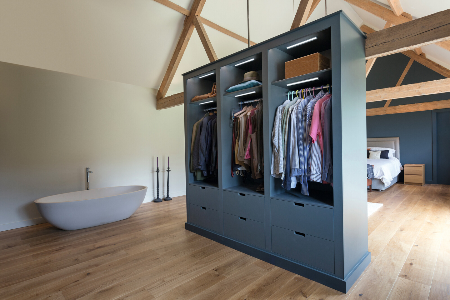 LED-kalustevalaisin OSRAM Linear Backlight 200mm 4000K 50lm Sensor