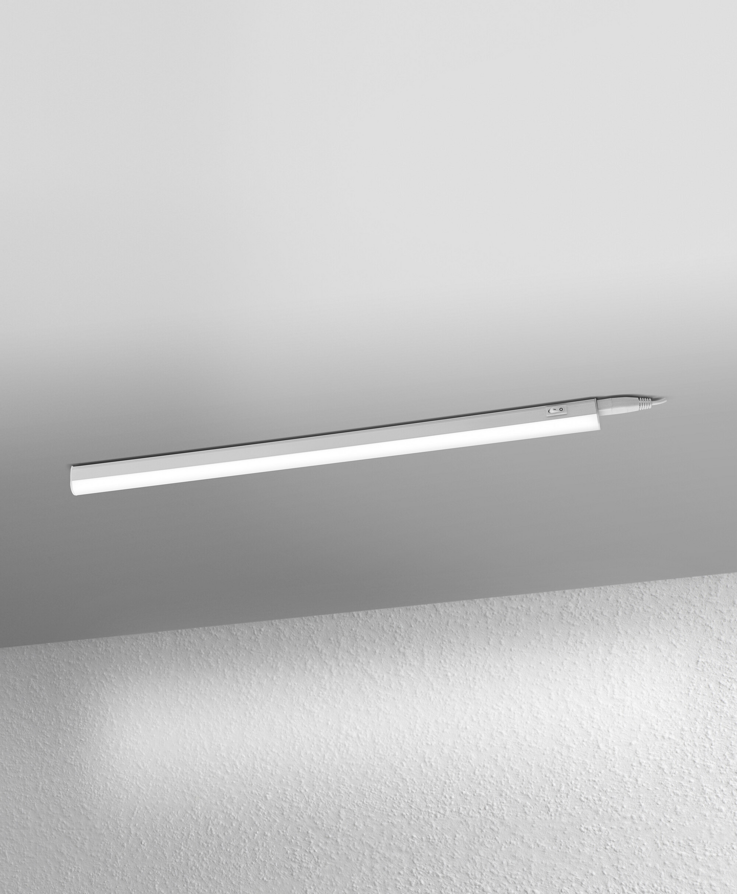 LED-listavalaisin OSRAM Batten Switch 600mm 8W 3000K 900lm