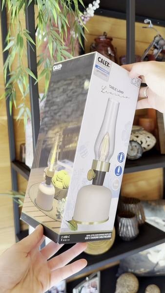 Pöytävalaisin Calex Lavinio IP54 ladattava hiekanvärinen