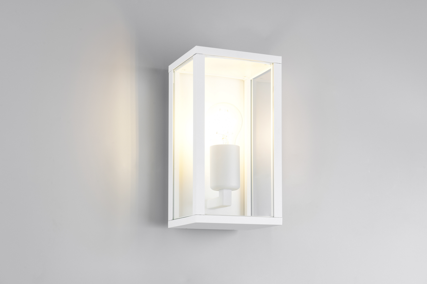 Ulkoseinävalaisin TRIO Garonne E27 1-osainen valkoinen