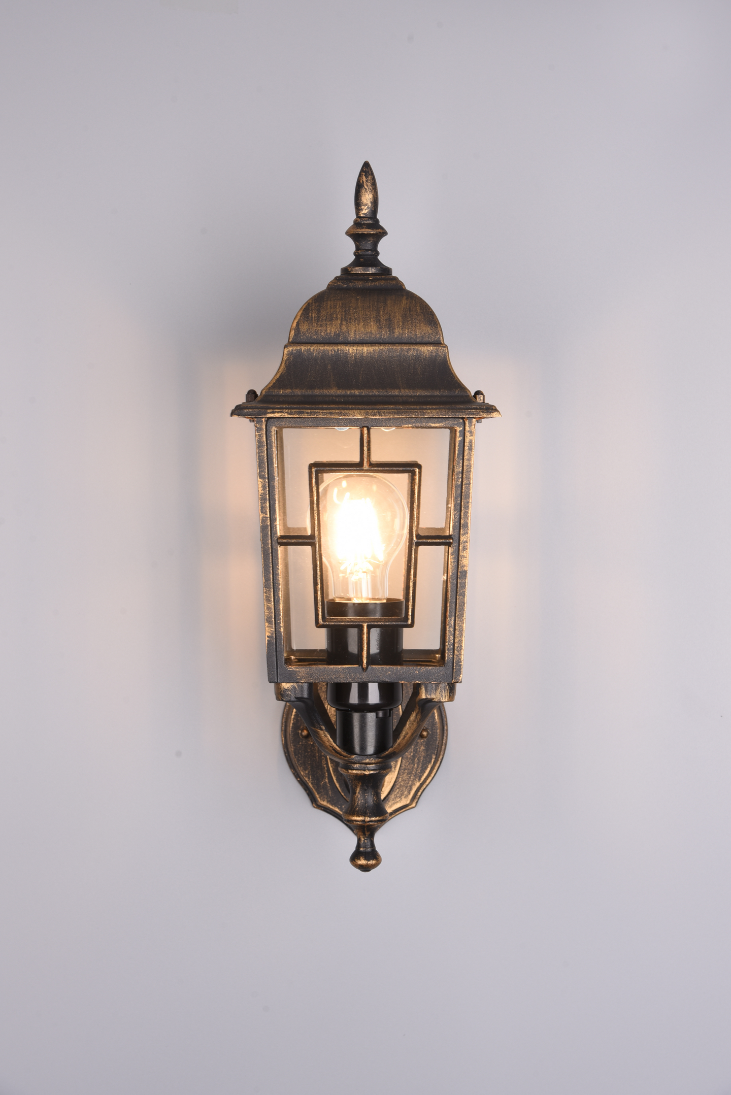 Ulkoseinävalaisin TRIO Volturno E27 antiikkirustiikki lyhty ylöspäin