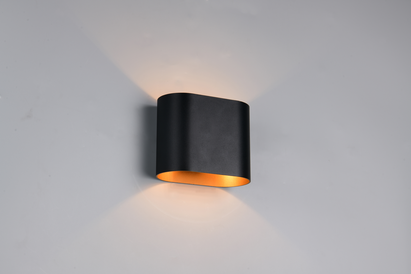 Seinävalaisin TRIO Alani G9 musta/kulta