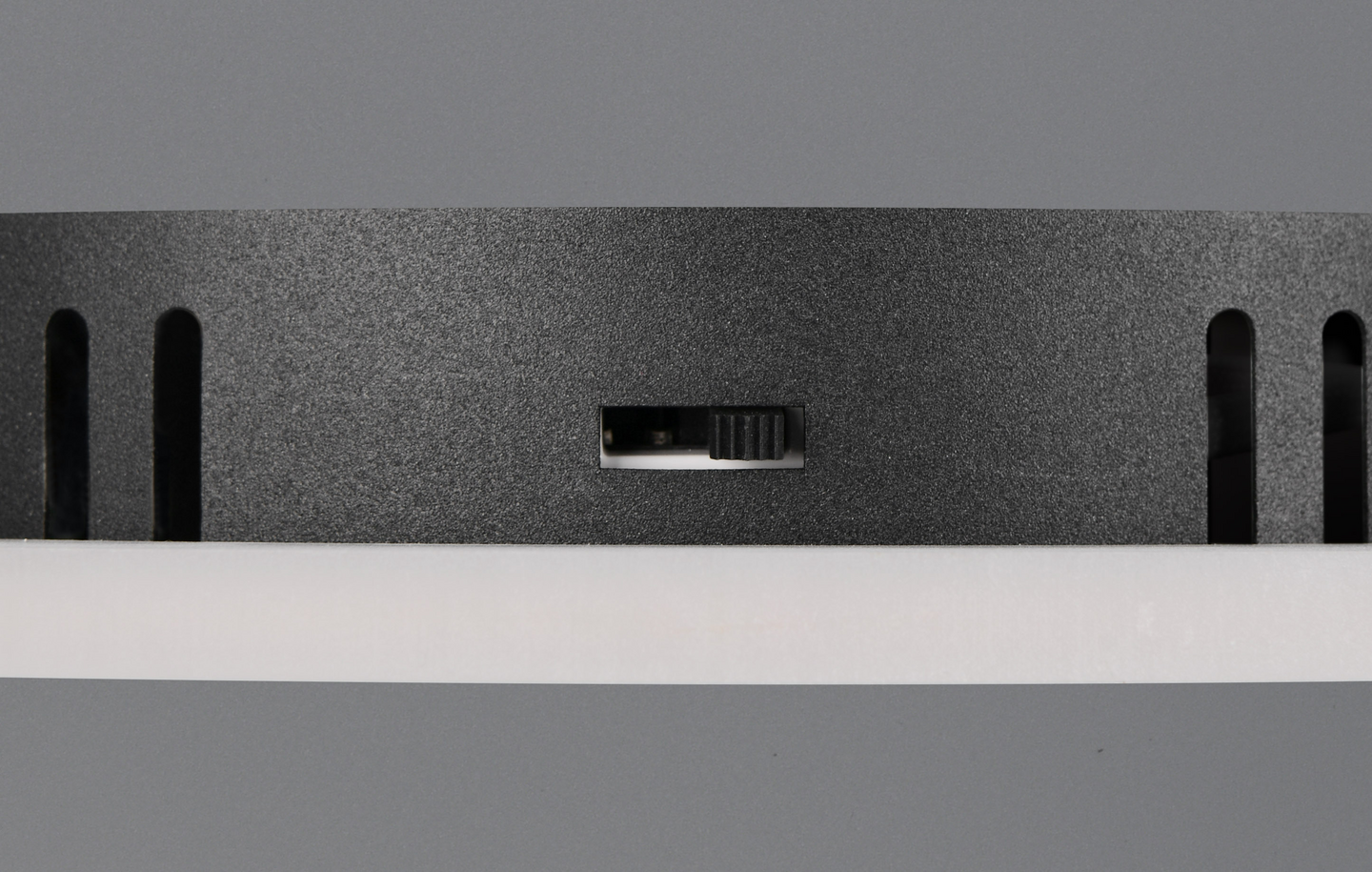 Kattovalaisin TRIO Calle led 21W 2600lm mattamusta