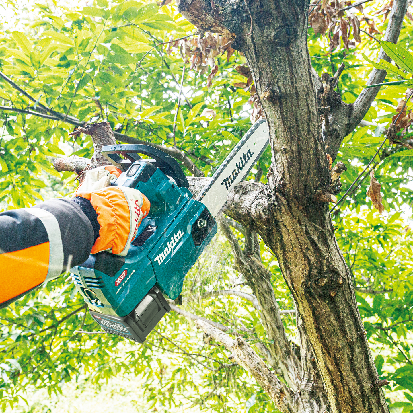 Akkuketjusaha Makita UC003GZ02 40V XGT runko