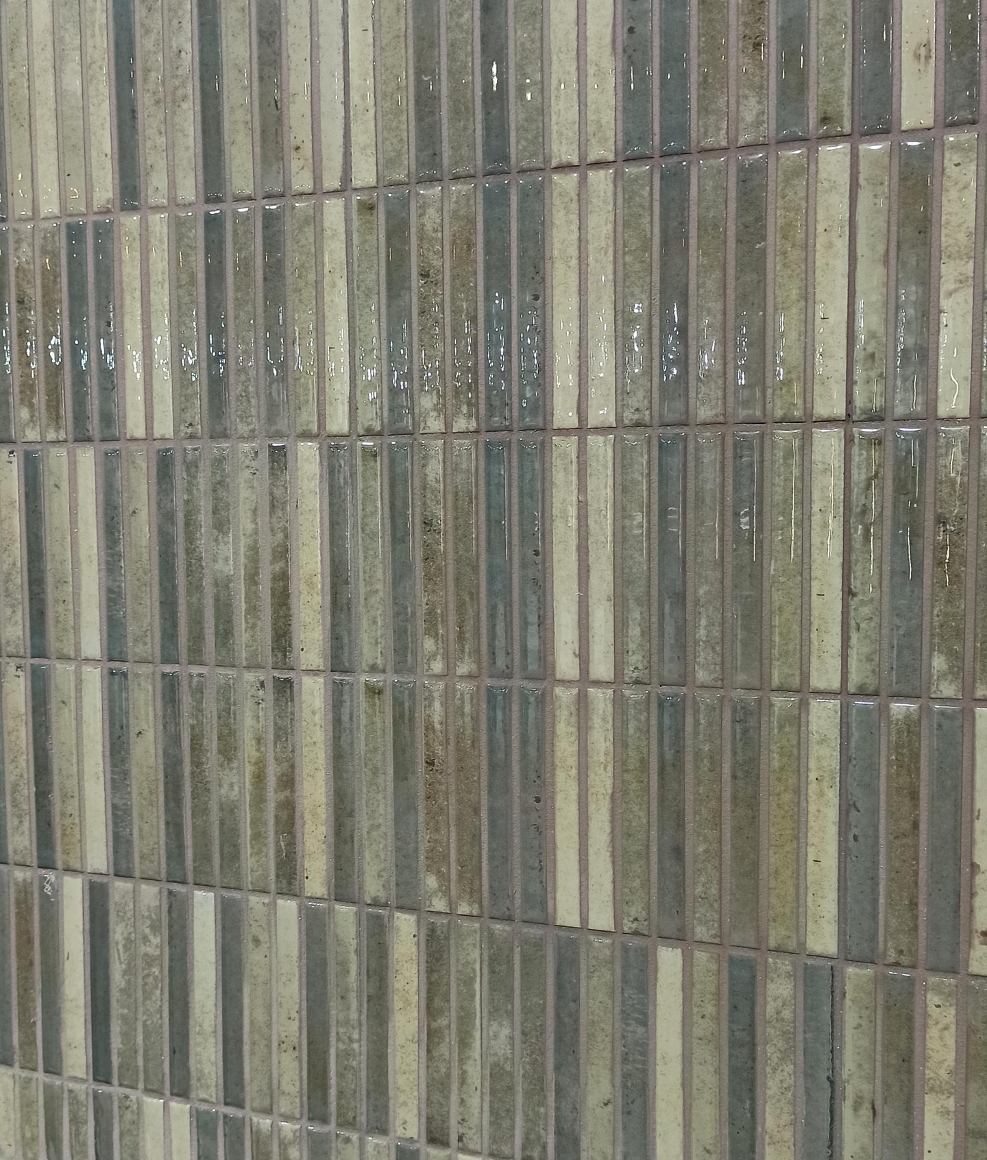 Seinälaatta Kit-Kat 11,5x23,1 Musgo Glossy 0,64m²