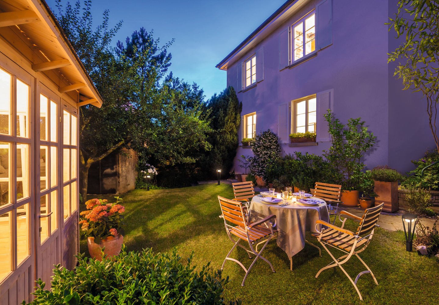 Led-pollarivalaisin OSRAM Endura Style Solar Bouquet 50cm IP44 tunnistimella