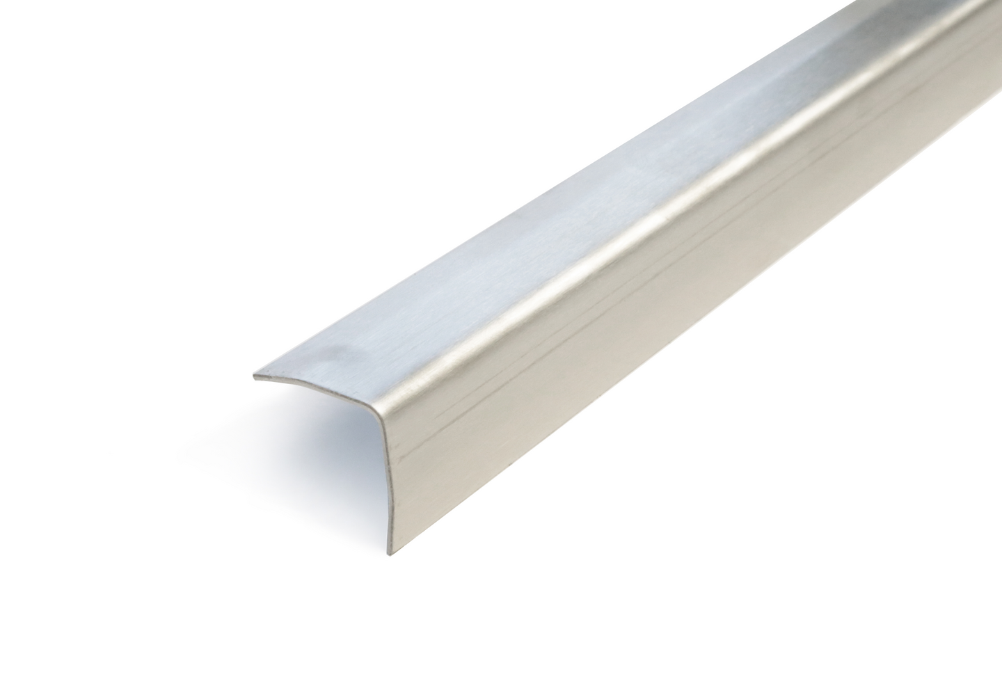 Kulmasuojalista 50x50x0,8mm hiottu RST nekatut reunat 3000mm