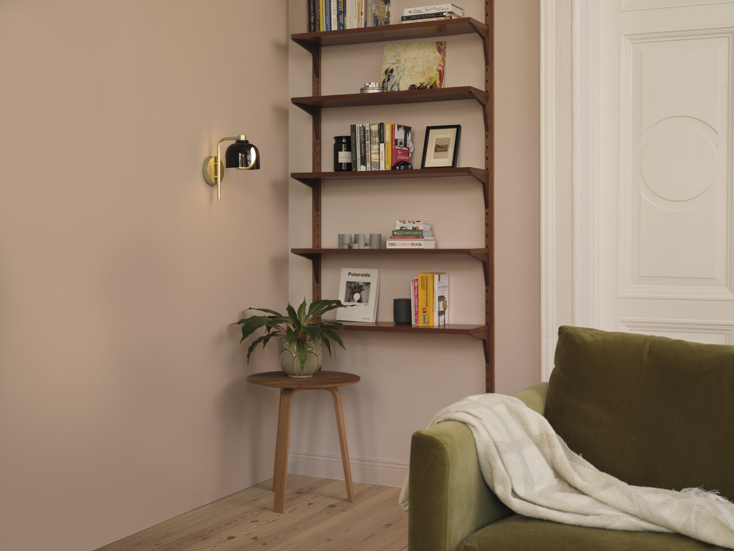 Seinävalaisin OSRAM Decor Corolle G9 musta